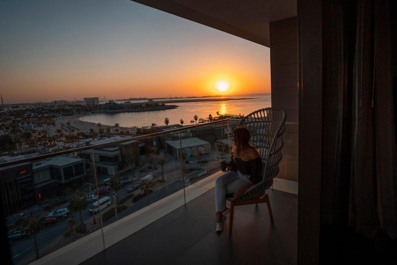 Hyatt Centric Jumeirah Ντουμπάι Εξωτερικό φωτογραφία Sunset at the Westin La Paloma