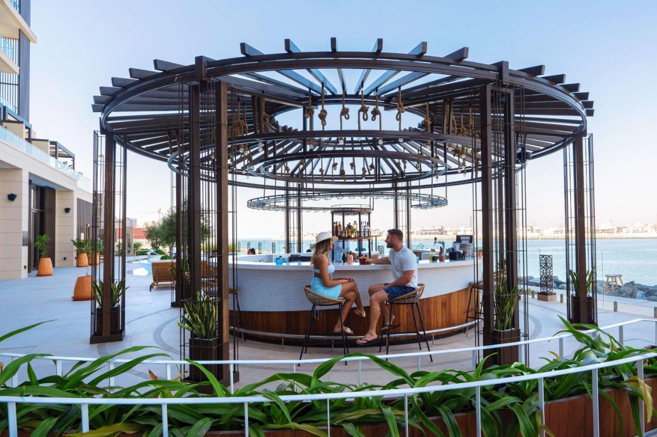 Hyatt Centric Jumeirah Ντουμπάι Εξωτερικό φωτογραφία The bar at the rooftop