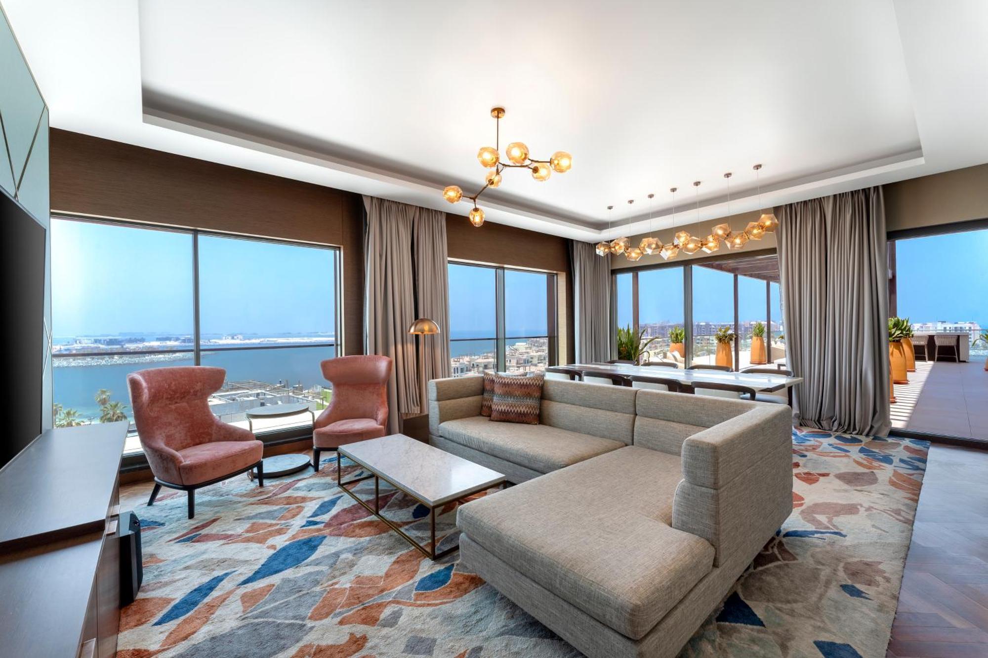 Hyatt Centric Jumeirah Ντουμπάι Εξωτερικό φωτογραφία The Club at Hilton Alexandria